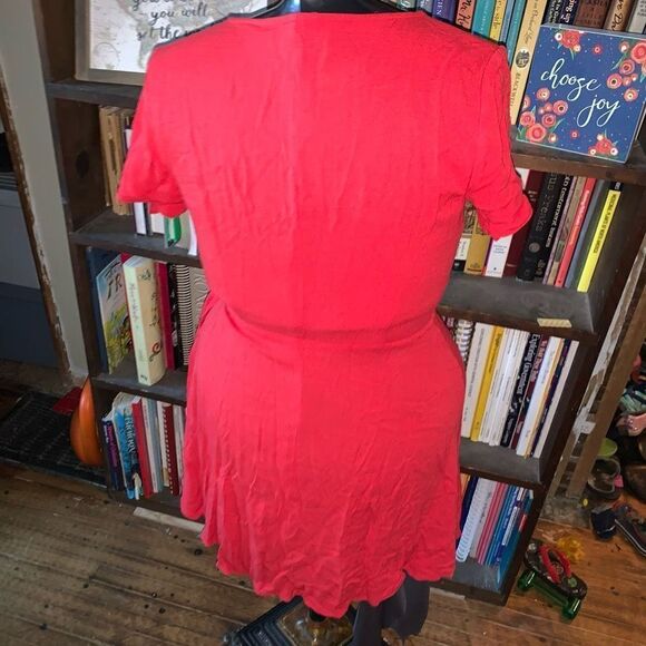 Lulu’s cherry red v-neck wrap night out mini dress - Picture 2 of 4
